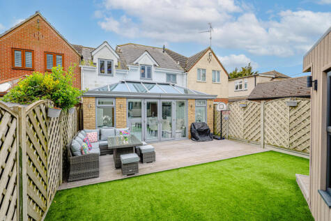 Ash Tree Court, Rochford, SS4