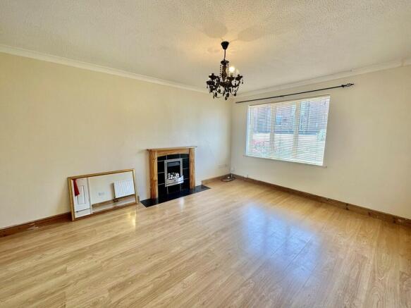 Lounge to Front