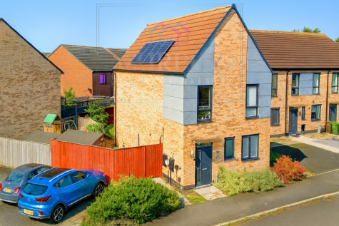 Lapwing Road, South Elmsall, Pontefract, West Yorkshire