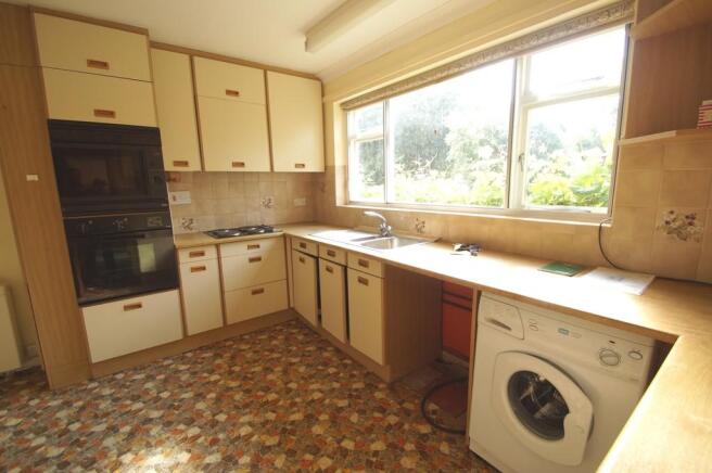 Kitchen/Breakfast...