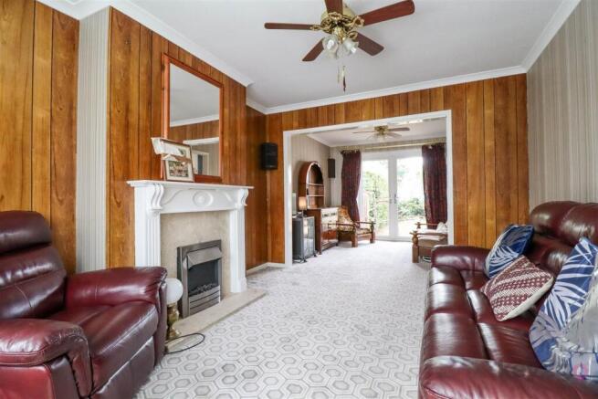 3 bed Semi-Detached for sale Image 10