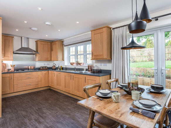 Open plan kitchen/dining room