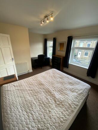 2 bed Terraced to rent Image 7