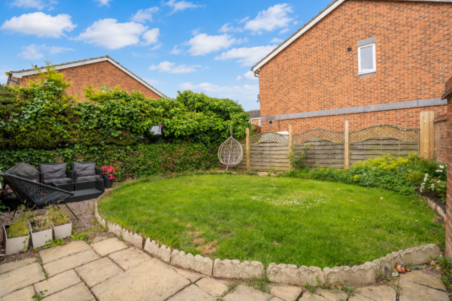 3 bed Semi-Detached for sale Image 12