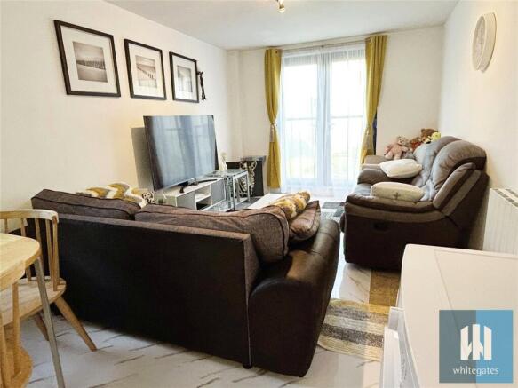 1 bed Apartment to rent Image 4