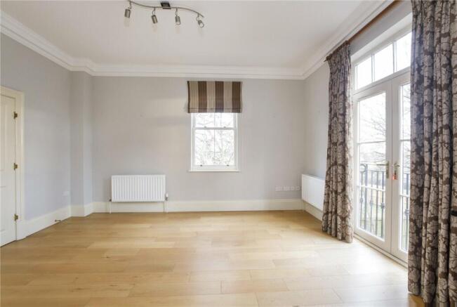 4 bed End of Terrace to rent Image 4