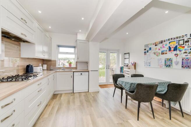 KITCHEN, SITTING ROOM AND LOUNGE