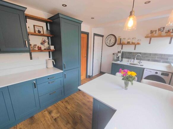 2 bed Terraced for sale Image 10
