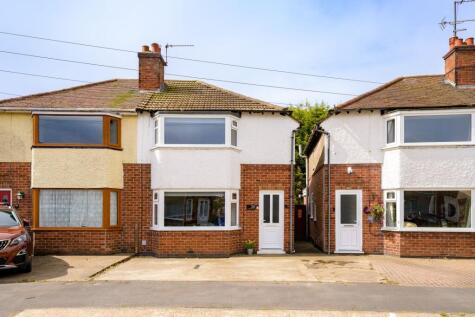 George Avenue, Skegness, PE25