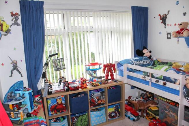 Photo 12