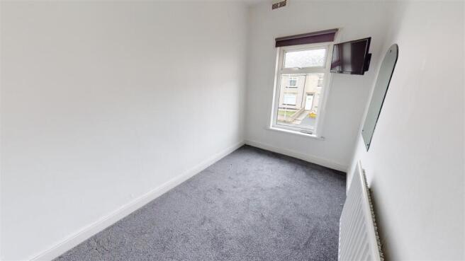 3 bed Terraced to rent Image 11