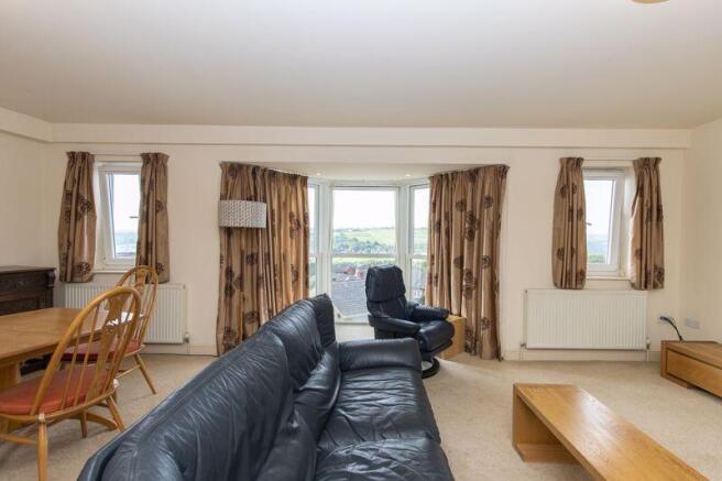 2 bed Apartment for sale Image 7