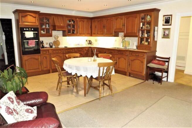 Kitchen 3