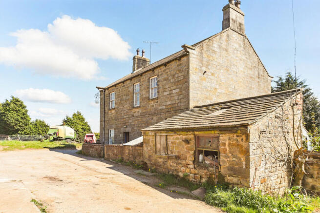 4 bed Farm House for sale Image 4