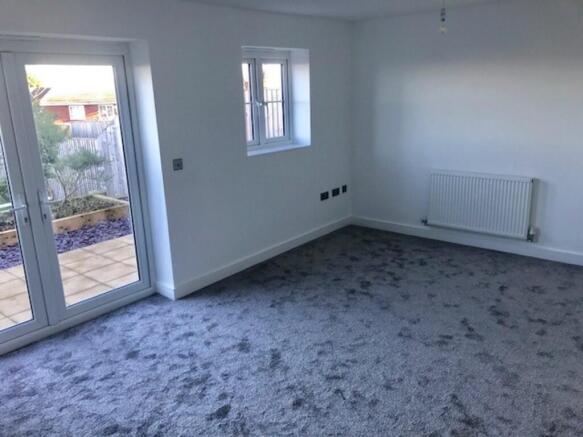 3 bed End of Terrace to rent Image 8