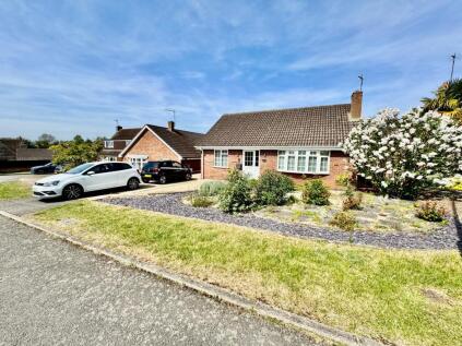 Holmes Avenue, Raunds, Wellingborough, NN9