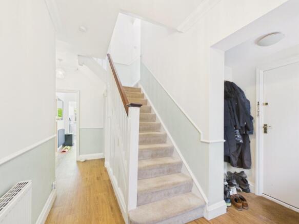 4 bed Semi-Detached for sale Image 6