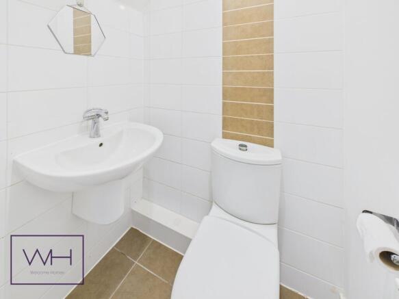 4 bed Town House for sale Image 10