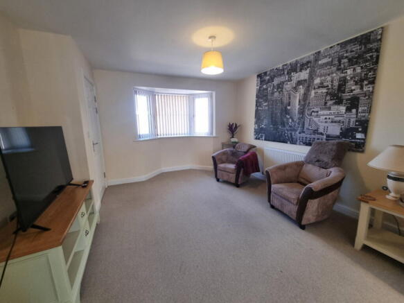 2 bed Detached to rent Image 4