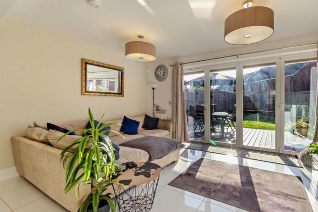8594308-interior06-800.jpg