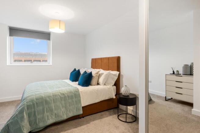3 bed Flat to rent Image 6