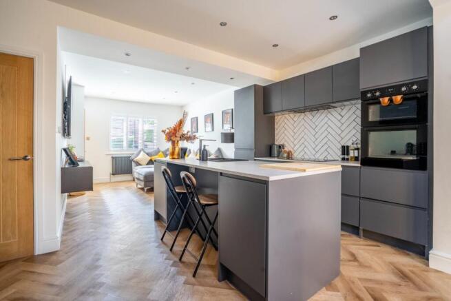 3 bed Terraced for sale Image 4