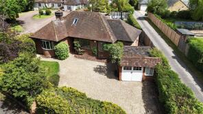 Holborn Lodge, Oak Grange Road, Guildford GU4 7UD