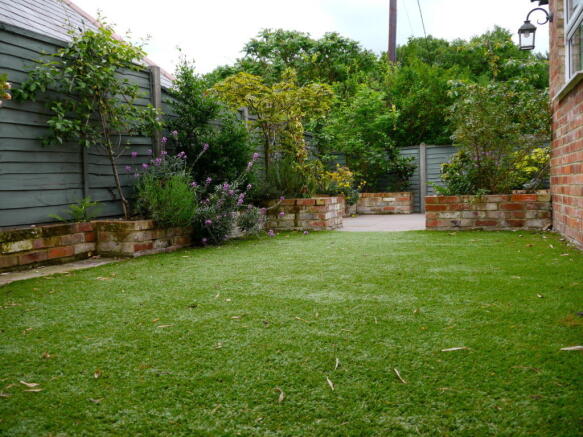 Photo 12