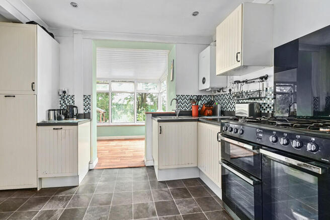 10 Fernhill Close...