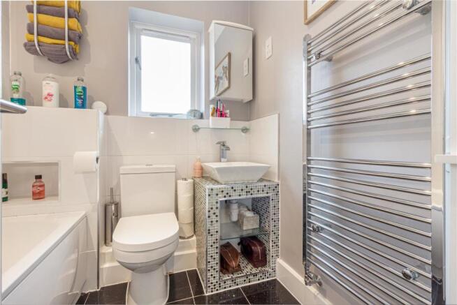 Bathroom-1.jpg