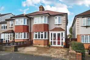 62, Sherwood Way, West Wickham BR4 9PD
