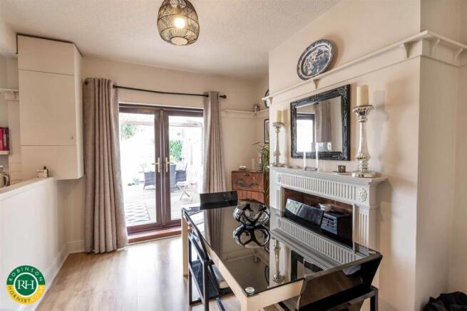 3 bed Terraced for sale Image 7