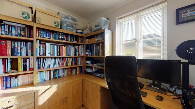 Photo 10