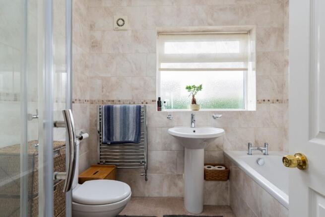 Master En-suite