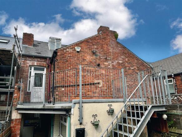 1 bed Flat to rent Image 10