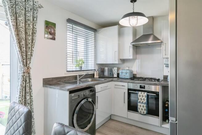 2 bed Town House for sale Image 6