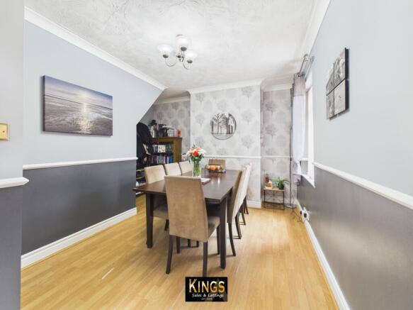 3 bed Semi-Detached for sale Image 6