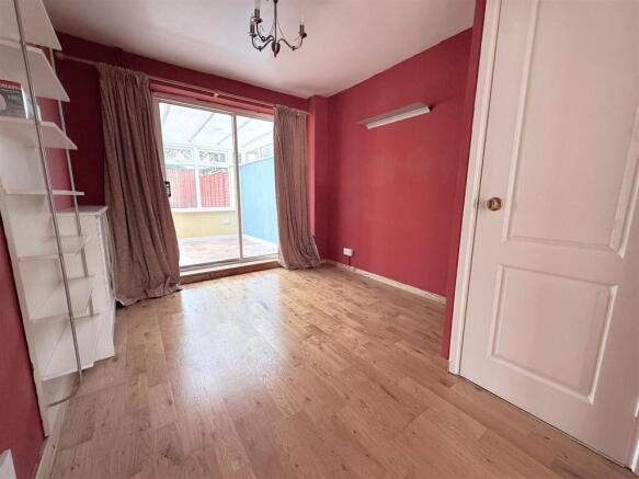 Beckingthorpe Drive, Bottesford photo 4