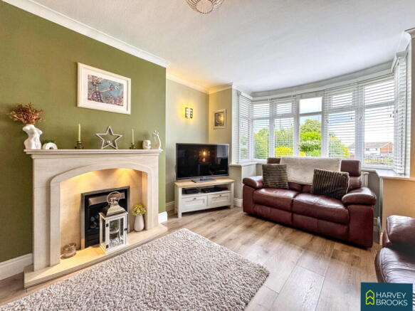 3 bed Semi-Detached for sale Image 4