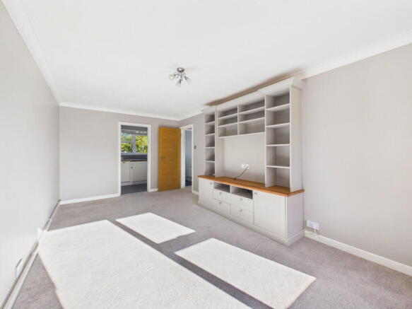 Wadhurst Court, Downview Road, Worthing, BN11 photo 3