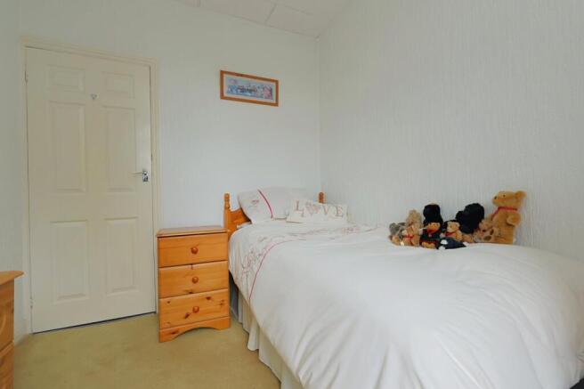 2 bed Terraced for sale Image 8