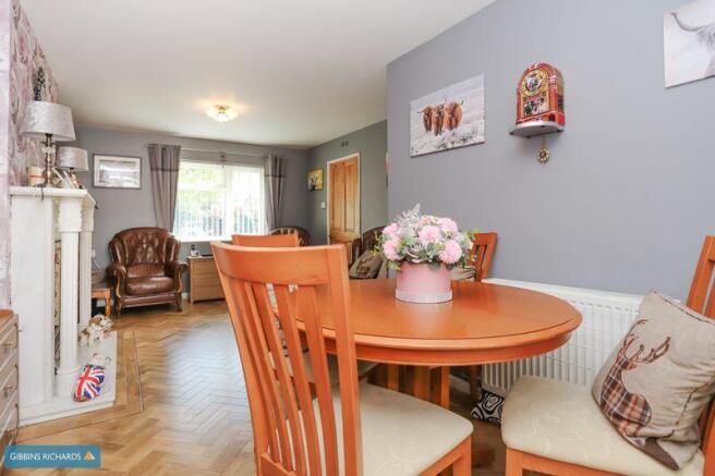 Sitting/Dining Room