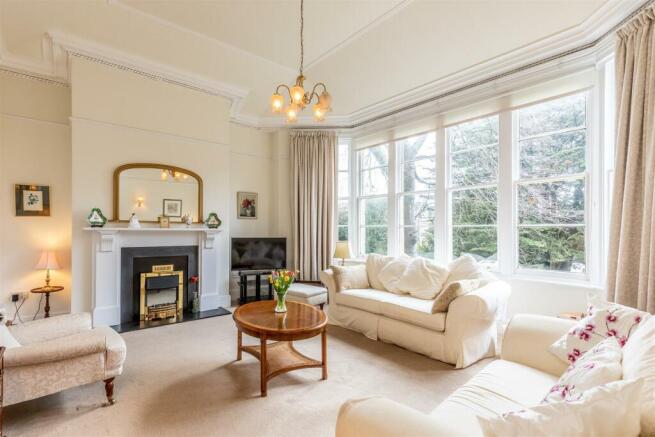 Living room.jpg