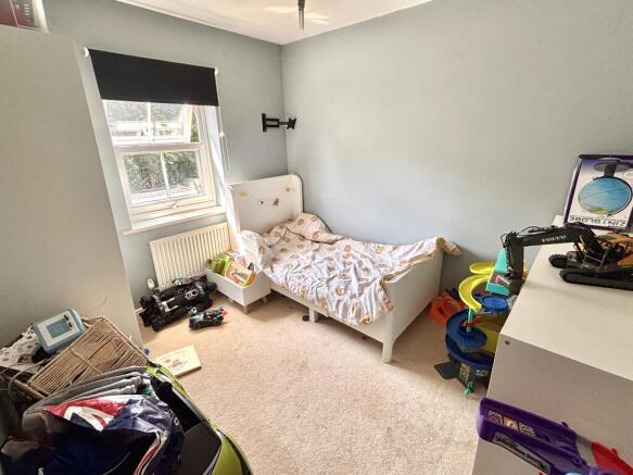 3 bed Town House to rent Image 10