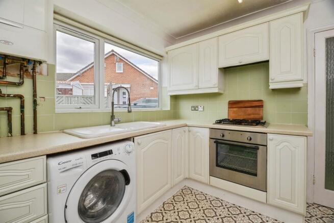 3 bed Semi-Detached Bungalow for sale Image 5