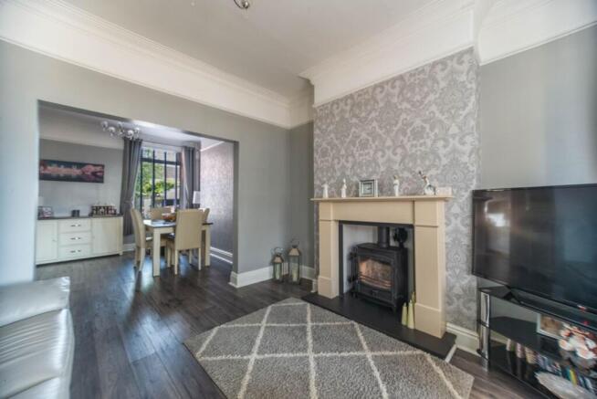 3 bed Terraced for sale Image 4