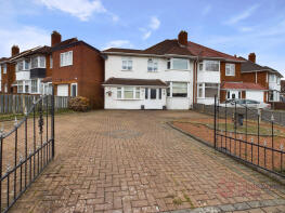 1, Lyn Avenue, Lichfield WS13 7DA