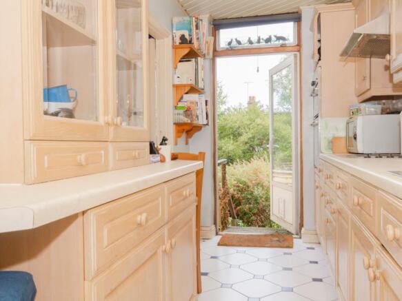 Kitchen b