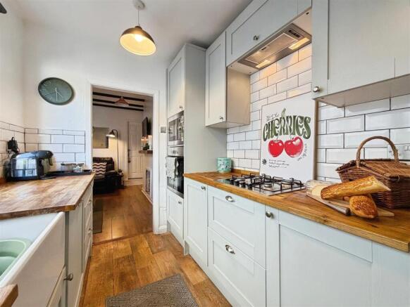 2 bed Terraced for sale Image 11
