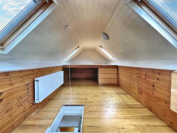 16 - Semi-detached House for Auction, Long Ashton.